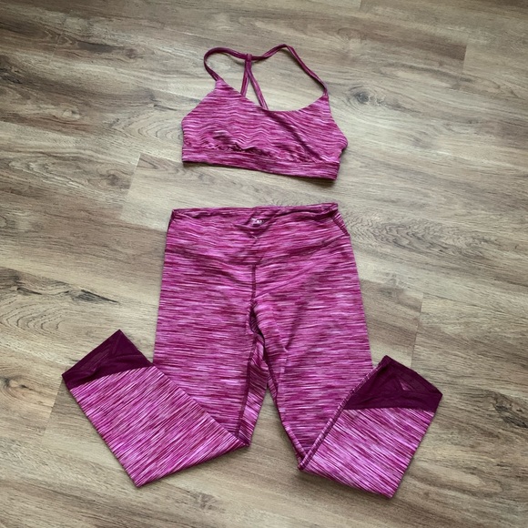 Old Navy Pants - GUC OLD NAVY Active Leggings & Sports Bra Set